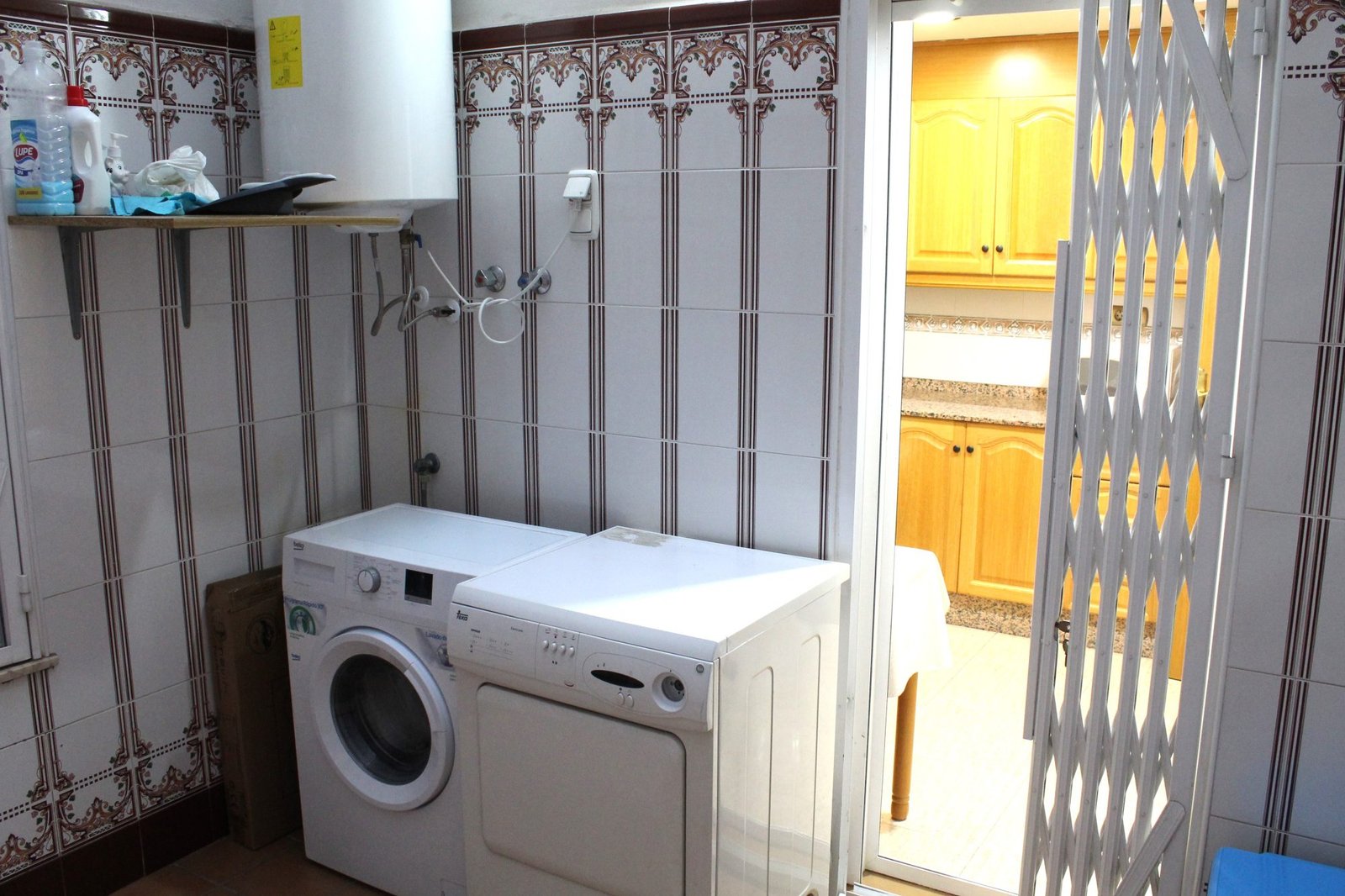 Exclusivo Piso en Calle Ramón Gallud: 2 Hab, Terraza y Suite con Aseo Privado - foto 23