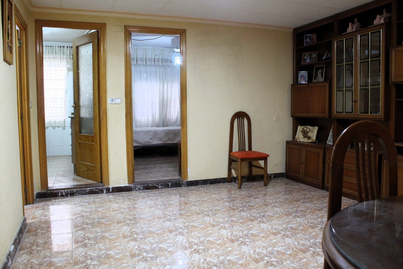 Planta baja de tres dormitorios a cincuenta metros de la playa - foto 9