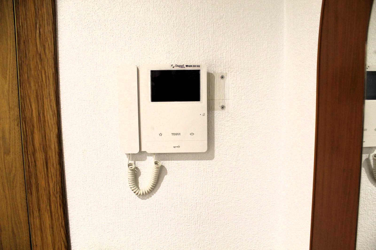 Exclusivo Piso en Calle Ramón Gallud: 2 Hab, Terraza y Suite con Aseo Privado - foto 25